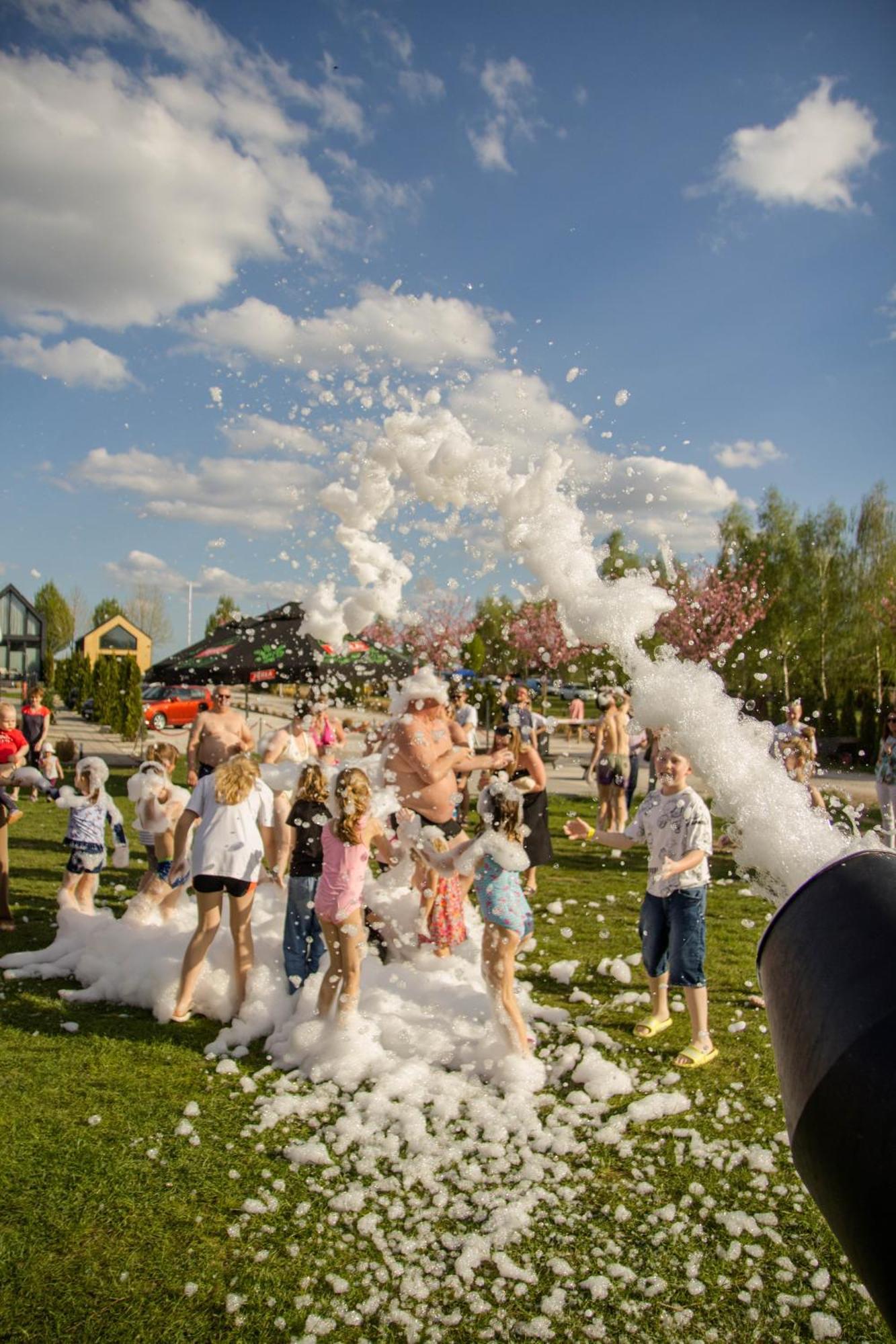 Beztroska Zatoka - Osrodek Wypoczynkowy Jacuzzi & Sauna Polajewo Екстер'єр фото